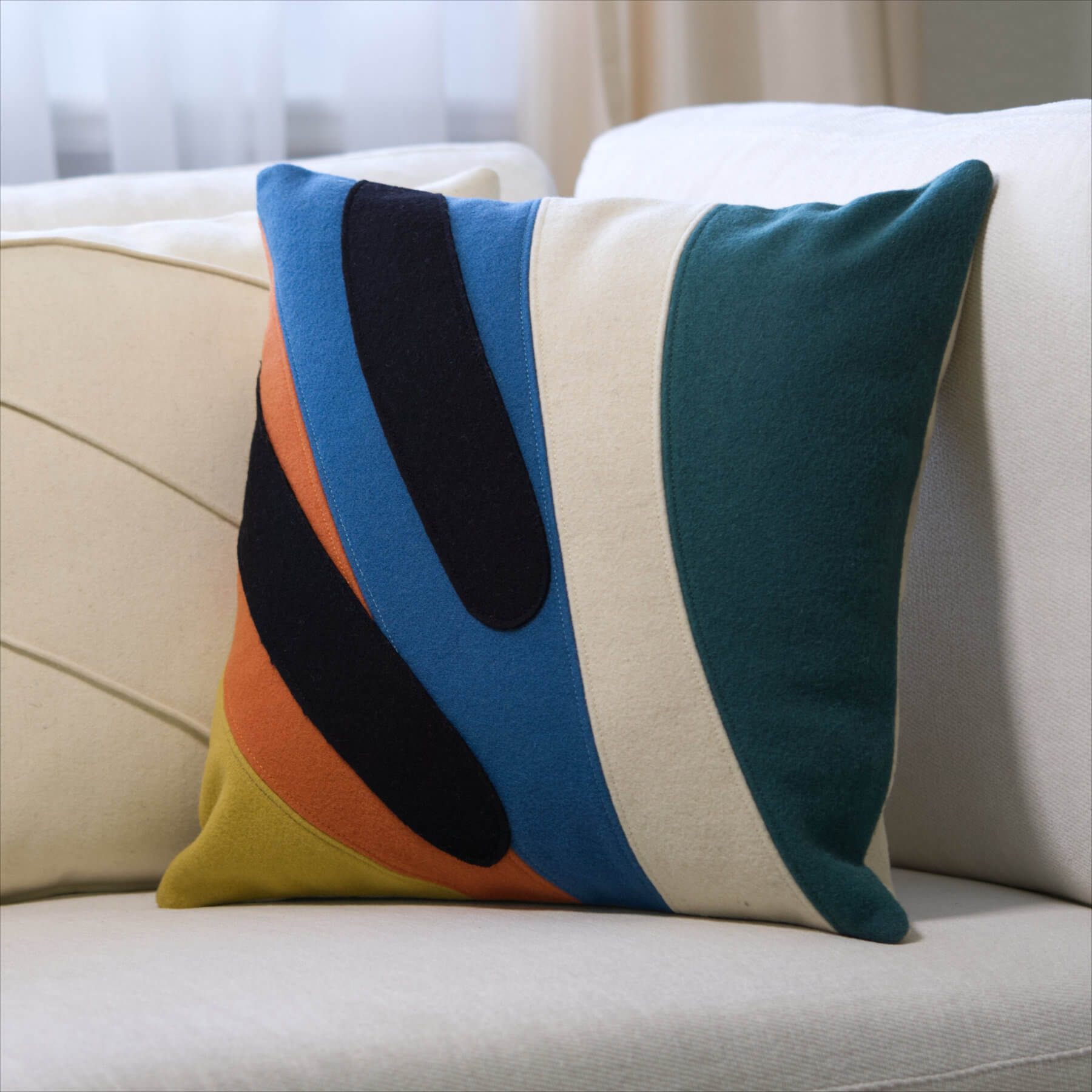 Decorative Cushion Serra 45 x 45 cm, 100% Sheep's Wool