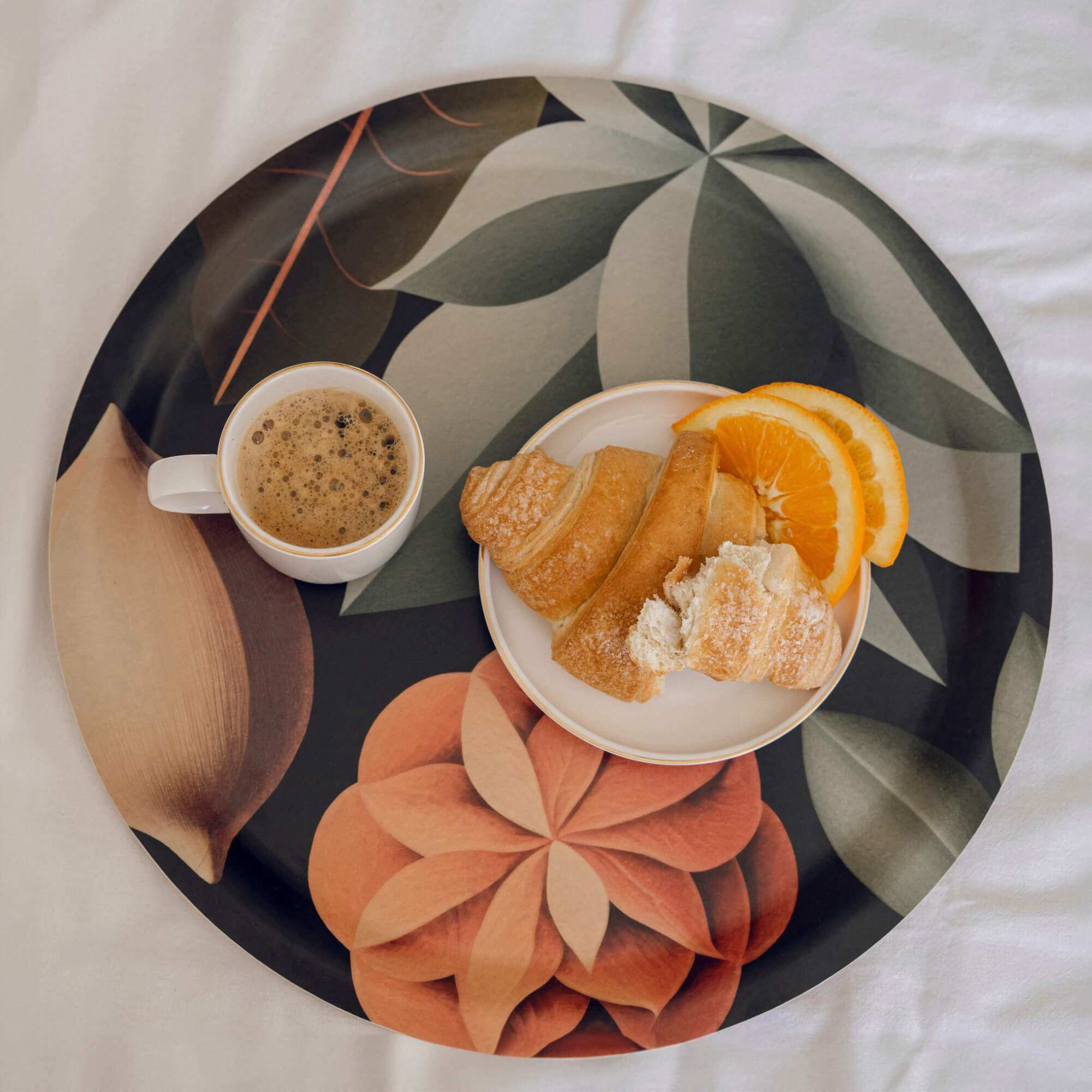 Round Design Tray Ø 39 cm - Still Life Two - Nordic Birch